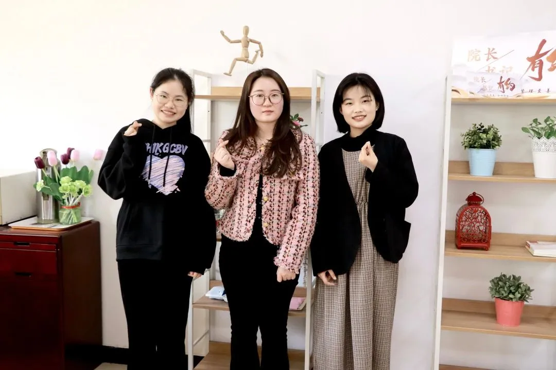 人文逐梦 · 贤师有约 | 淑如温玉暖人心,敏若春蚕丝无涯